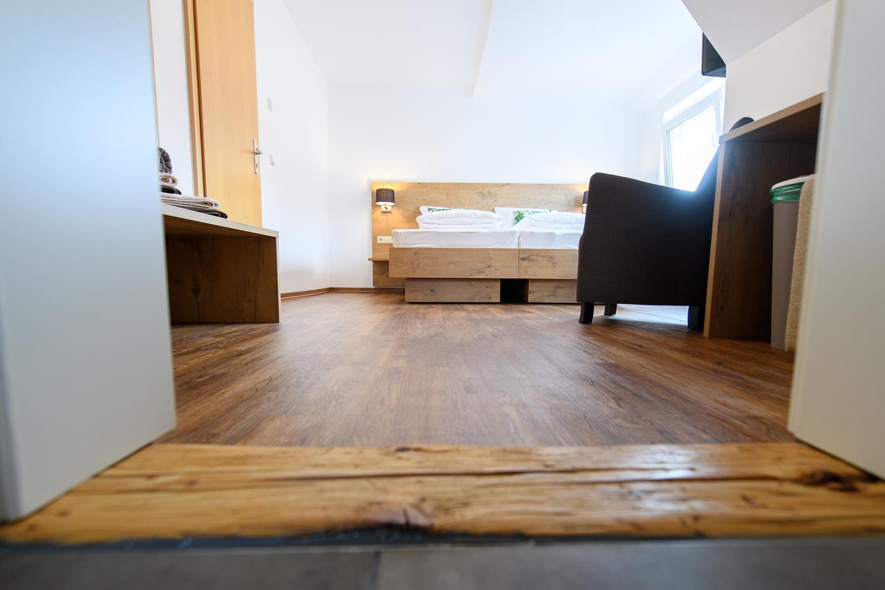 Zum Scheffelhof Hotell Maulbronn Eksteriør bilde